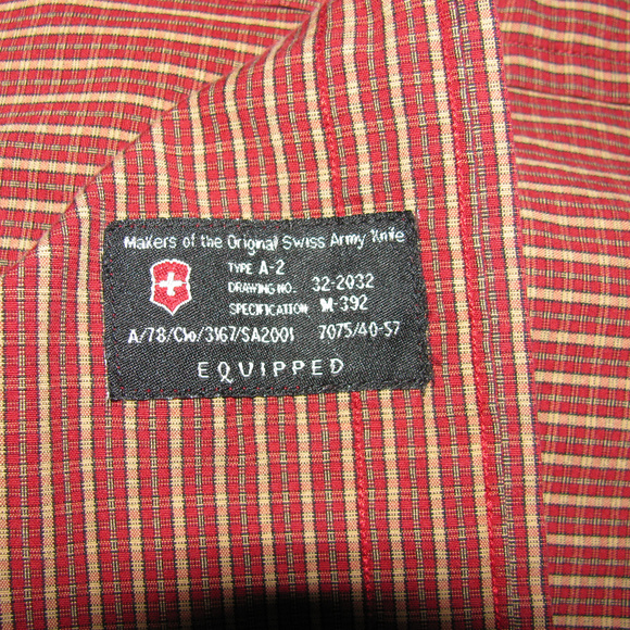 Victorinox LS Checkered Button Shirt Mens MEDIUM - Picture 3 of 8